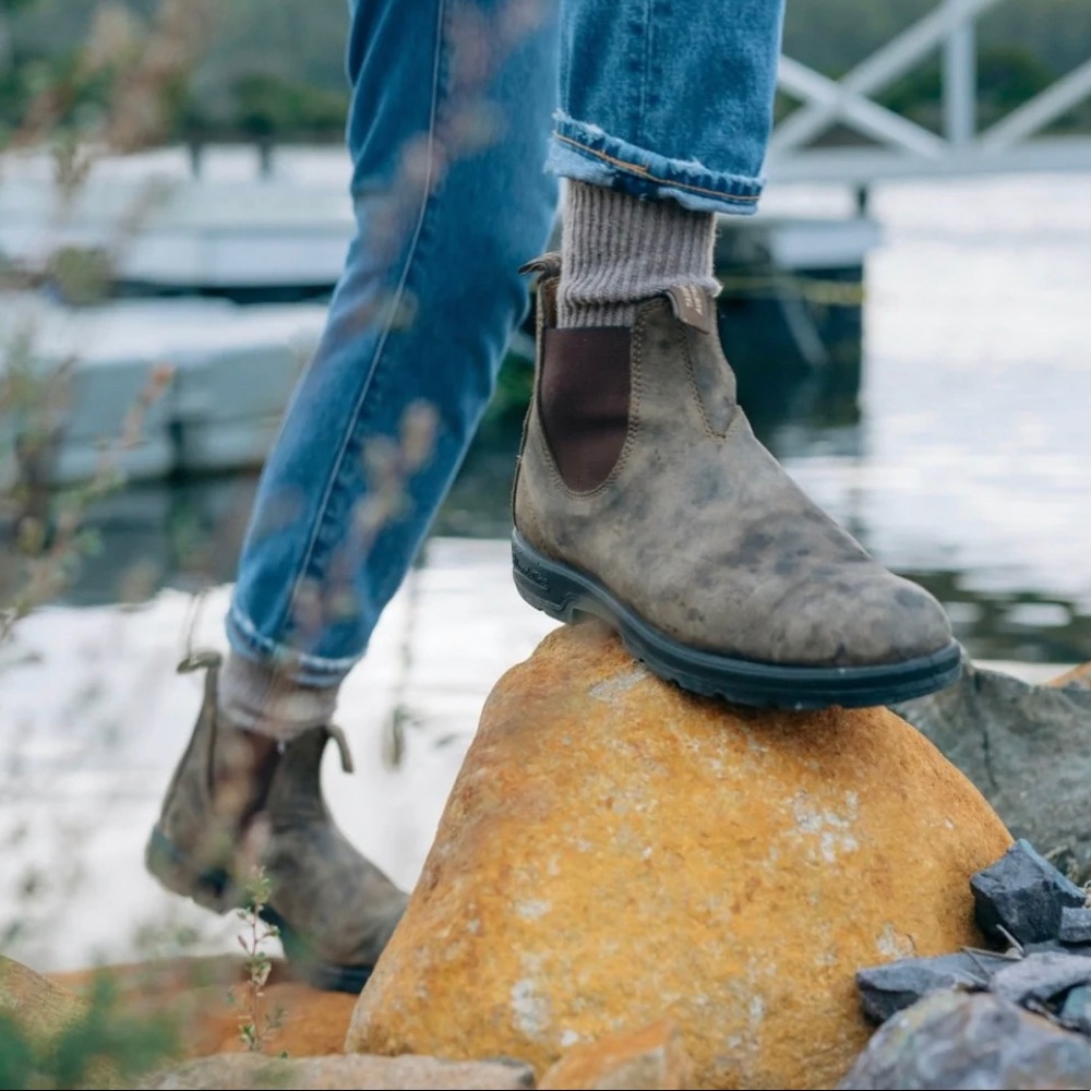 Blundstone #585 Chelsea Boots 7.5